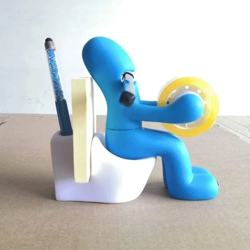 Suport amuzant de birou Omulet pe tron [2]