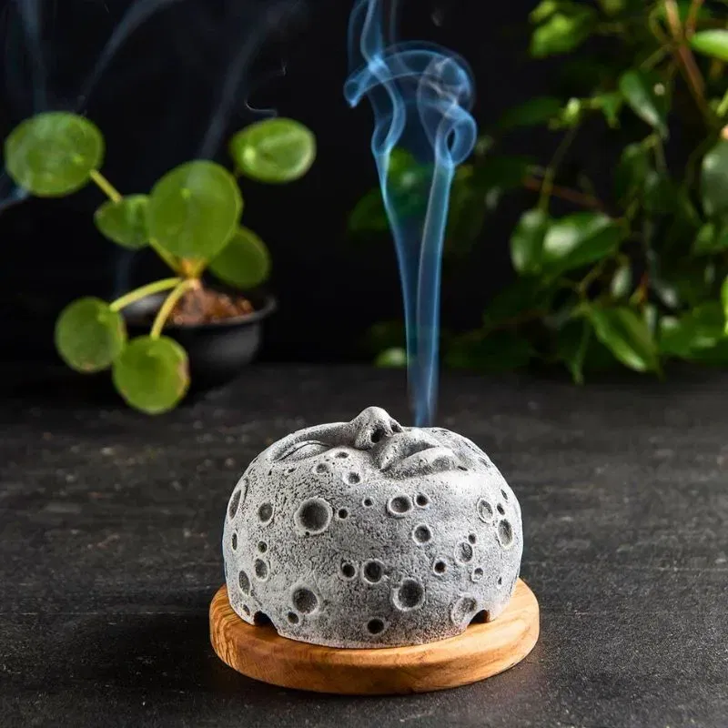 Suport conuri parfumate Moon face [1]