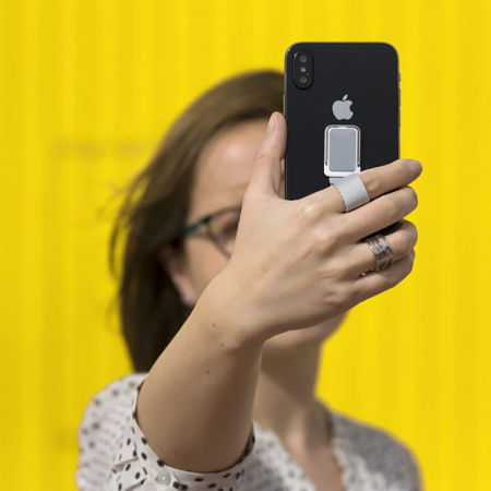 Cadouri pentru Iubita - Suport stand adeziv telefon Inelo