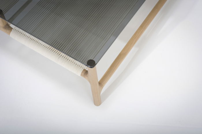 Fawn coffee table with solid wood structure and glass top 90x90x30cm Gazzda [12]