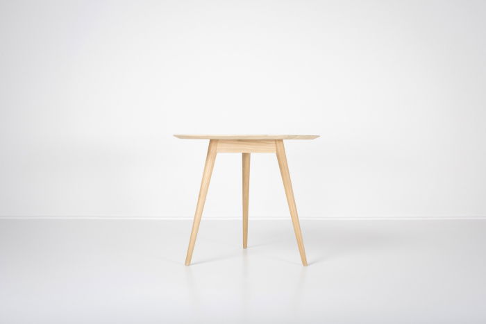 Stafa Round Table Gazzda [5]