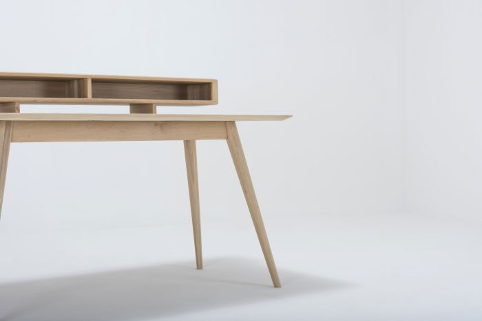 Stafa desk - with shelf Solid Oak Gazzda 140x80x94cm [2]
