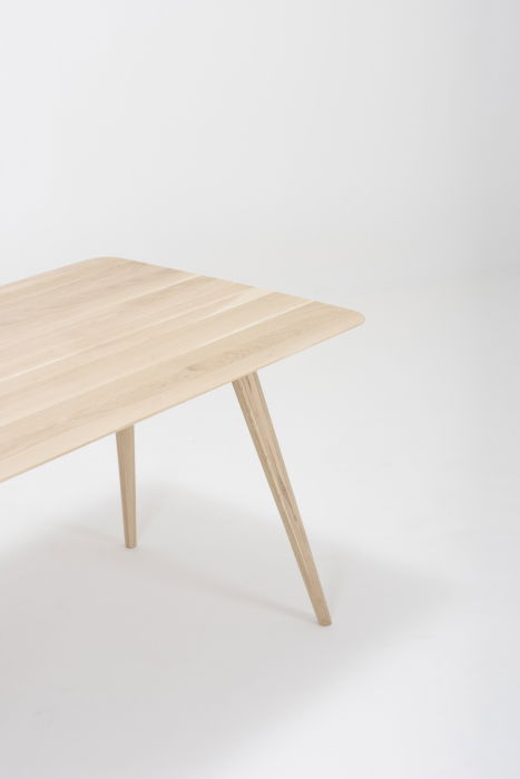 Stafa Desk - without shelf Solid Oak Gazzda 140x80x75cm [4]