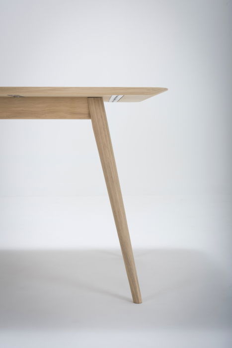 Stafa table Gazzda [4]