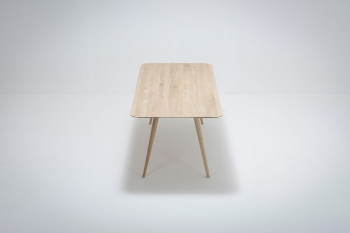 Stafa table Gazzda [16]