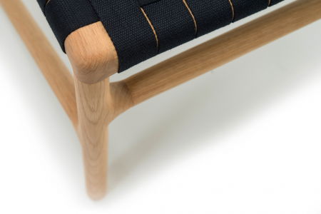 Fawn chair with solid oak structure and cotton webbing seat [4]