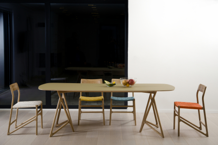 Fawn chair with solid oak structure and cotton webbing seat [19]