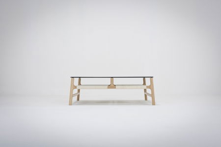 Fawn coffee table with solid wood structure and glass top 90x90x30cm Gazzda [1]