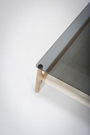 Fawn coffee table with solid wood structure and glass top 90x90x30cm Gazzda [10]