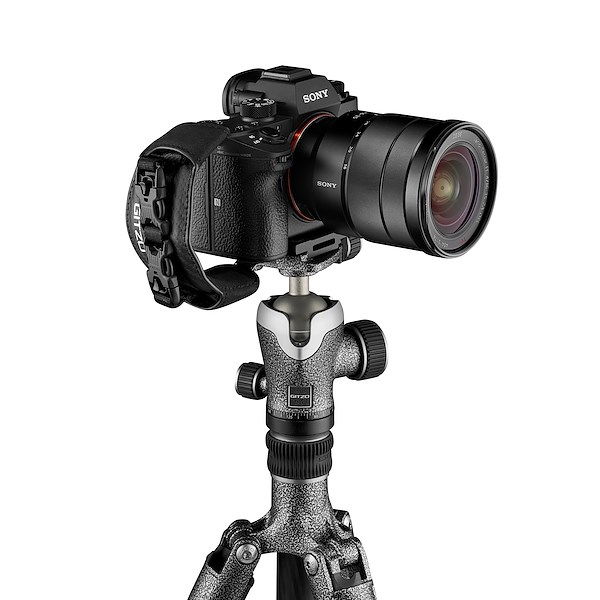 Gitzo GCB100HS Curea piele naturala pentru aparat foto [5]