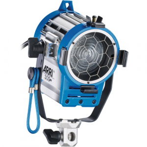 Lumini si blituri - Arri Sursa de iluminare Junior 300 Plus