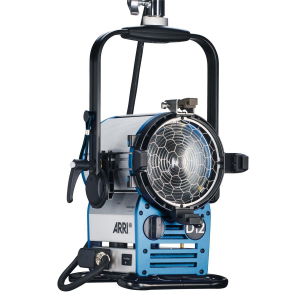 Arri Sursa de iluminare HMI Fresnel True Blue D12 [9]