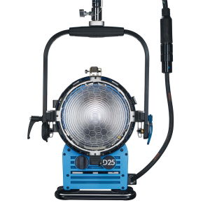 Arri Sursa de iluminare HMI Fresnel True Blue D25 [12]