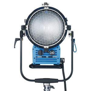 Arri Sursa de iluminare HMI Fresnel True Blue D40 [1]