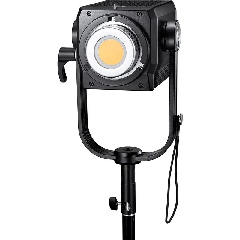 Godox Knowled M600D Lampa LED Daylight 740W [2]