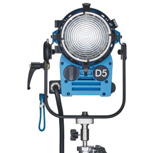 Arri Sursa de iluminare HMI Fresnel True Blue D5 [2]