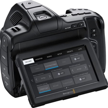 Blackmagic Design Pocket Cinema Camera 6K PRO [1]