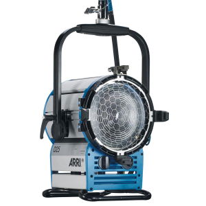 Arri Sursa de iluminare HMI Fresnel True Blue D25 [6]