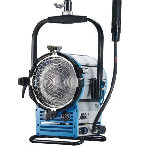 Arri Sursa de iluminare HMI Fresnel True Blue D25 [7]