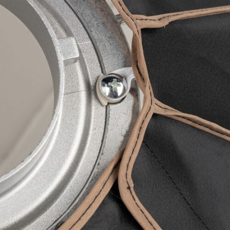 SmallRig 3754 RA-L65 Lantern Softbox [10]