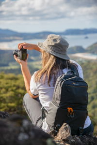 Lowepro Sling Fastpack SL 250 AW III [1]
