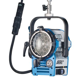 Arri Sursa de iluminare HMI Fresnel True Blue D5 [8]