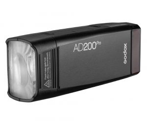 Godox AD200Pro TTL Pocket Flash Blit Portabil 200W [3]
