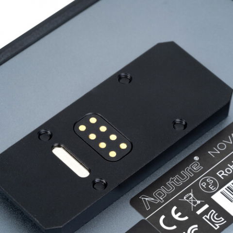 Aputure Nova P600c panou LED RGBWW [8]