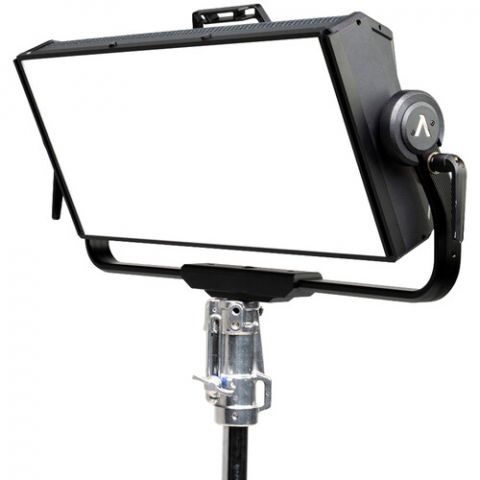 Lumini studio film-TV - Aputure Nova P600c panou LED RGBWW