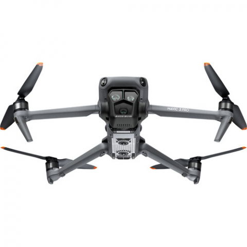 DJI Mavic 3 Pro Fly More Combo  [4]