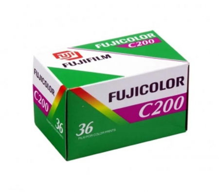 Fotografie pe film - Fujifilm Fujicolor C200 Film negativ color ingust