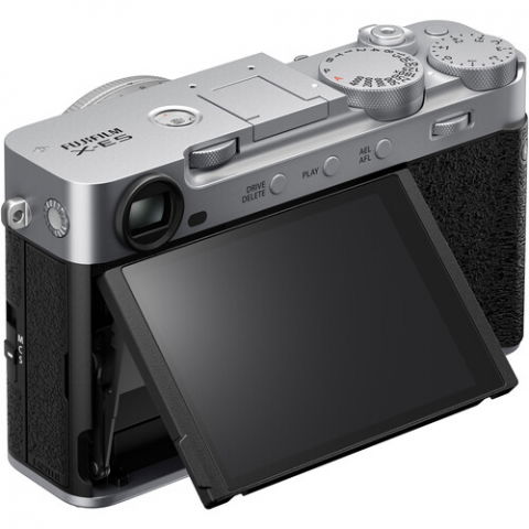 Fujifilm X-E5 aparat foto mirrorless kit silver [4]