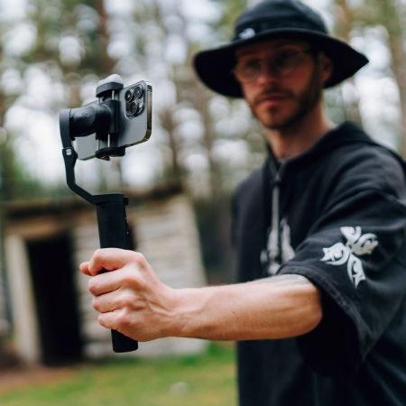 Hohem iSteady V2s Stabilizator smartphone cu Senzor AI si LED incorporat [4]