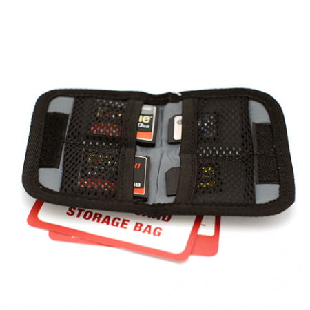 Protectii card - Husa protectie si transport carduri 4 x CF si 8 x SD