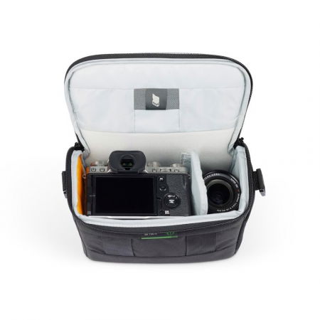 Lowepro Adventura SH 140 III [1]