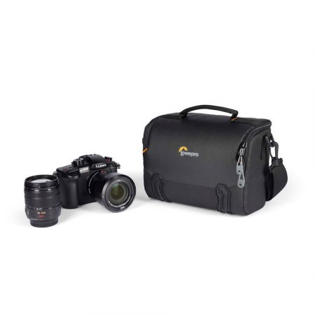 Lowepro Adventura SH 160 III [6]