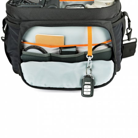 Lowepro Nova 180 AW II geanta foto [4]