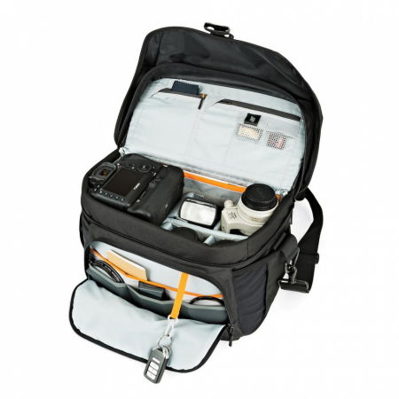Lowepro Nova 200 AW II geanta foto [3]