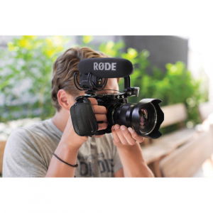Rode Videomic Pro R microfon cu sistem de suspensie Rycote Lyre [6]