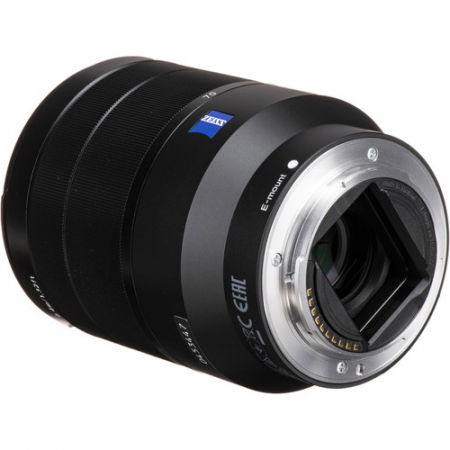 Sony 24-70mm f/4 ZA OSS Vario-Tessar T* FE [1]