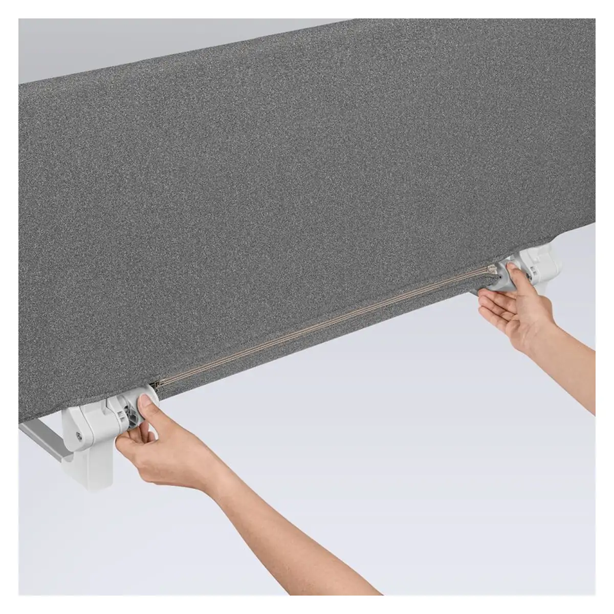 Bariera de protectie pentru pat, Lionelo, Lora XL, Pliabila, Sistem de blocare StandSafe, Geanta de transport inclusa, [16]