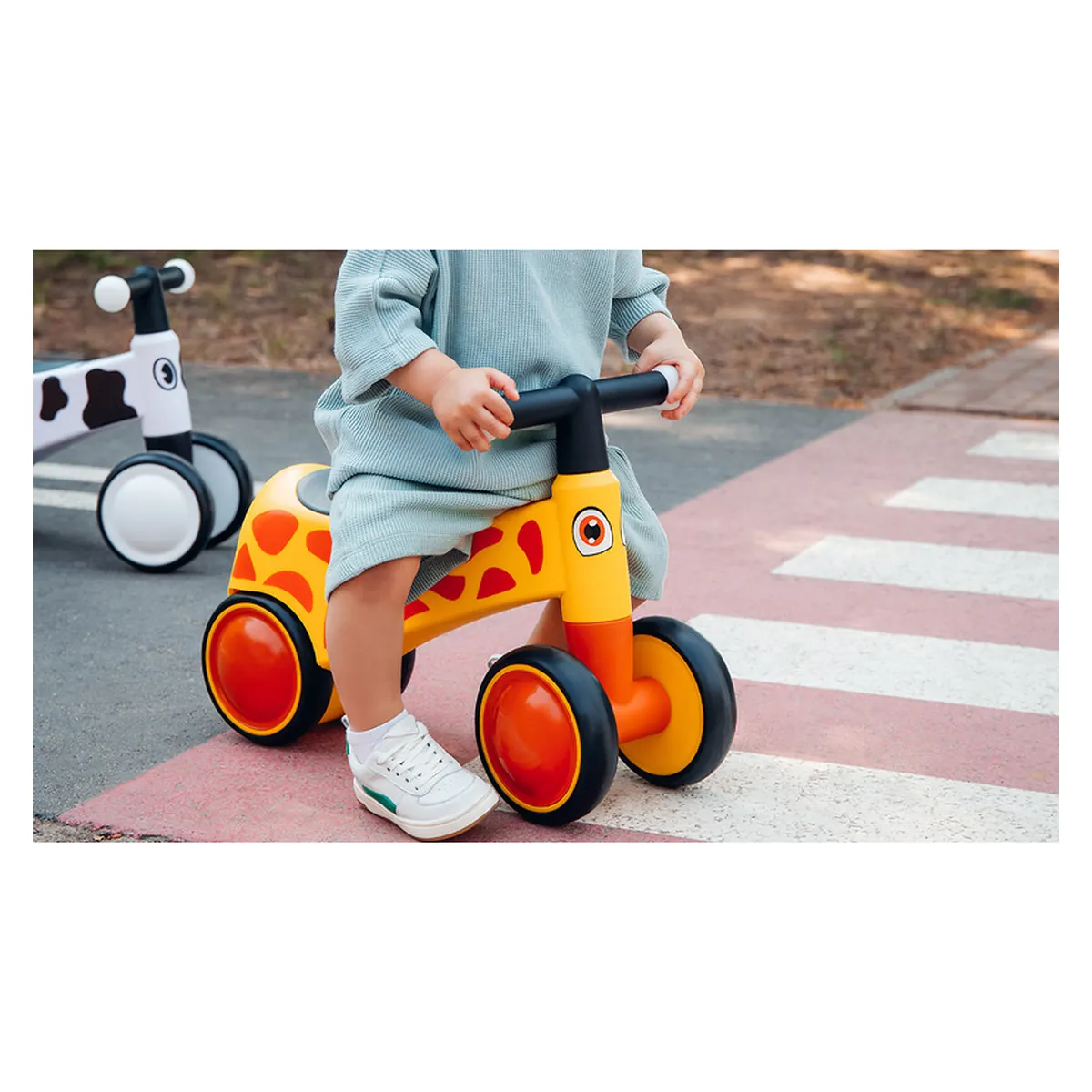 Bicicleta fara pedale, Sammy, Cu 4 roti, Din spuma EVA, Stabila, Manere moi, antiderapante, 12- 36 luni, Greutate [22]