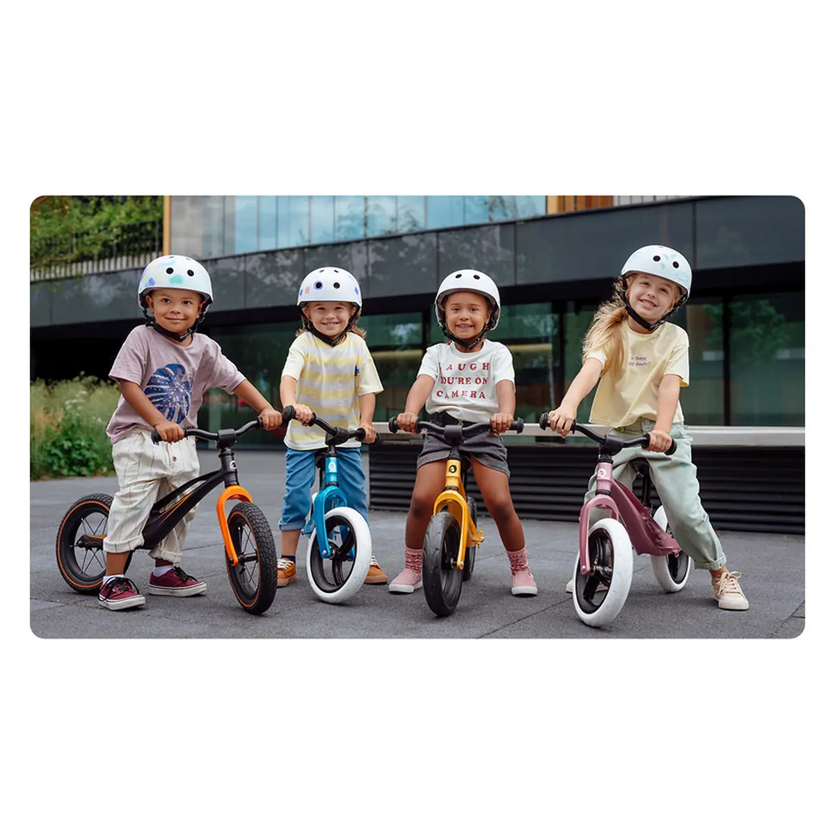 Bicicleta usoara Bart, Fara pedale, Cu cadru din magneziu, Cu ghidon si sa reglabile, Greutate 3 Kg, 12 inch, Conform [13]