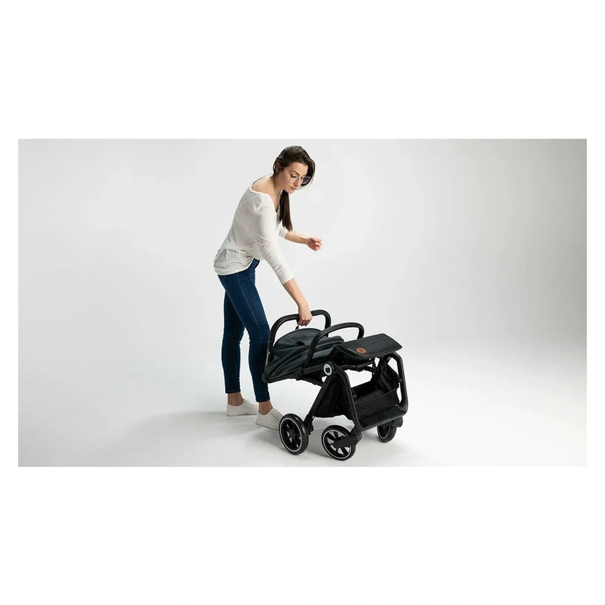 Carucior sport, Lionelo, Cloe, Cu accesorii, Pliere compacta pentru avion, cu o singura mana, 6 luni+, Gri [32]
