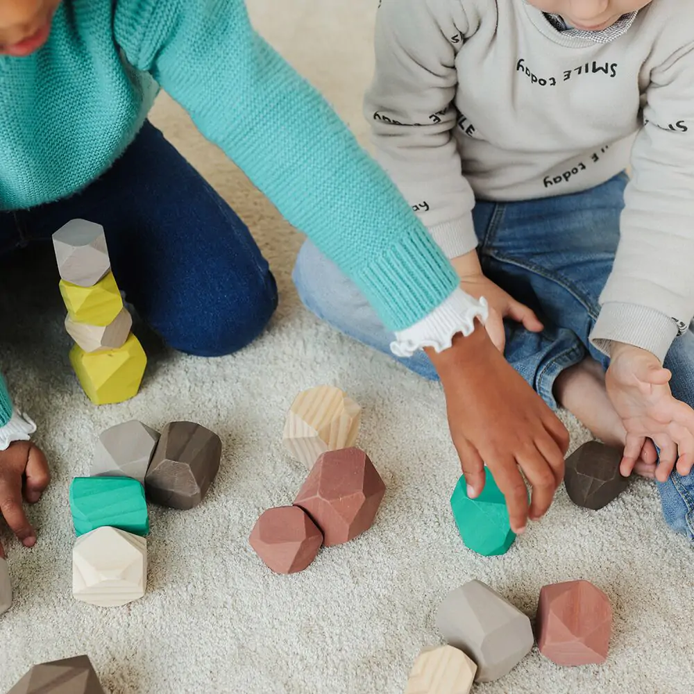 Joc Educativ Pentru Dezvoltarea Motricitatii Wood Stones Miniland 18 luni + [2]