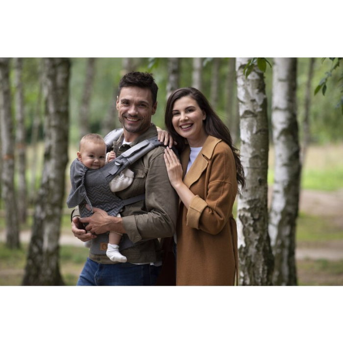 Marsupiu ergonomic, Lionelo, Margareet Air, 3 pozitii de purtare, Certificat de Institutul International pentru Displazie de Sold, 4 luni+, Pana la 20 Kg, Material respirabil 3D Air Mesh, Negru [15]
