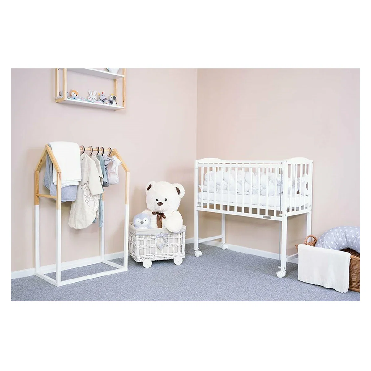 Patut din lemn bebe, 90x40 cm, Cu laterala culisanta, roti, White, New Baby, Mateo 0 luni+ [5]