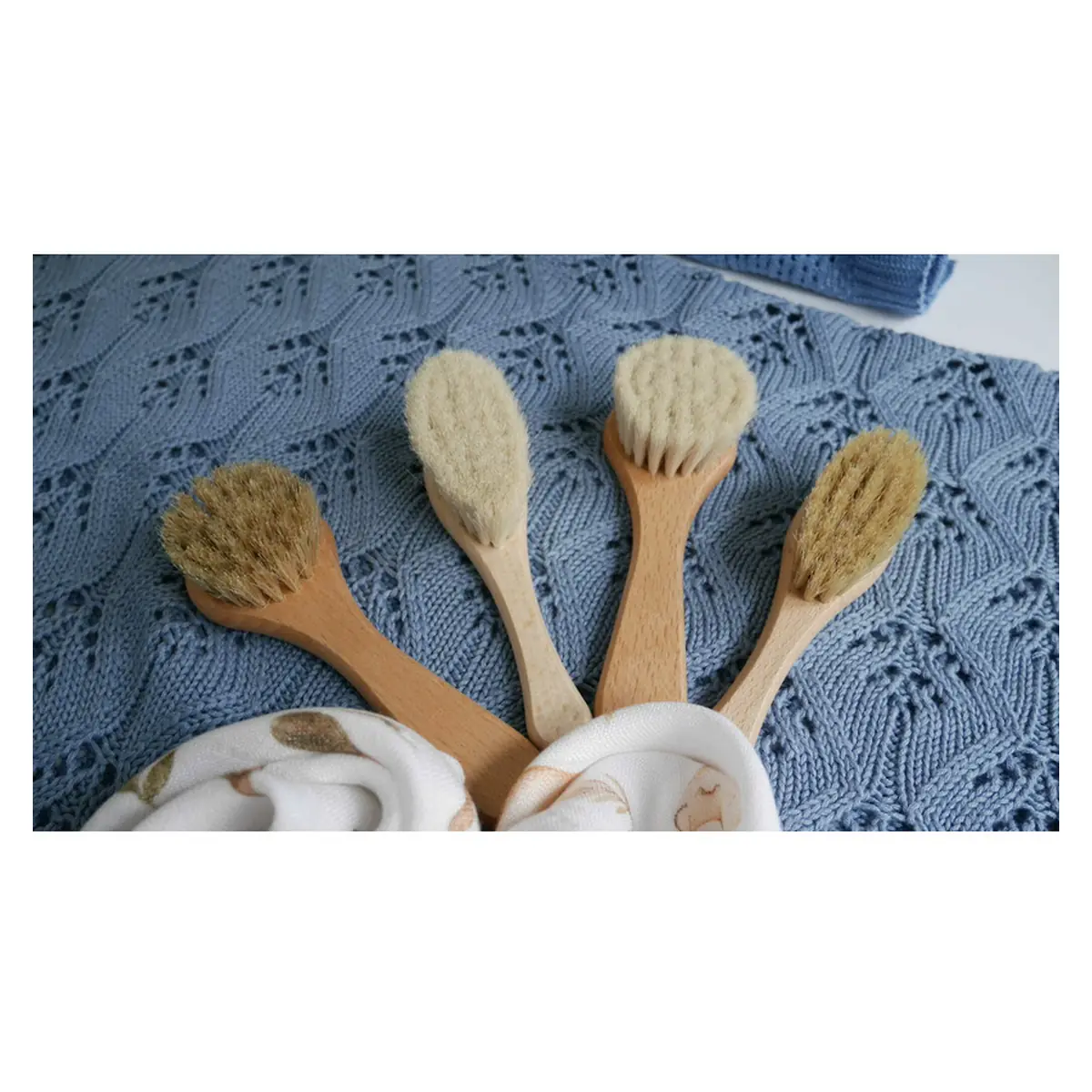 Perie de par, Din par natural de capra, Maro Bocioland [7]