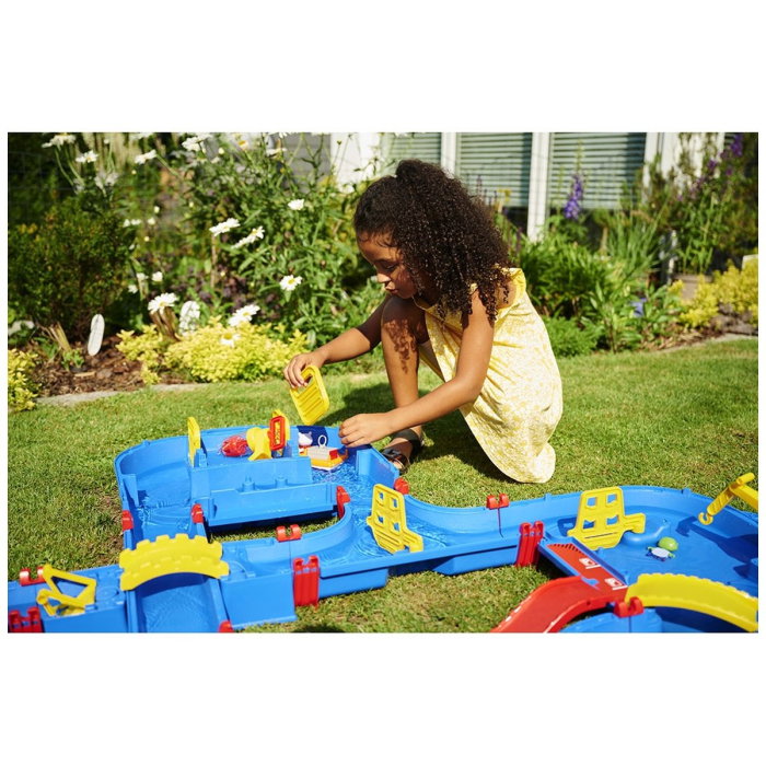 Set de joaca cu apa AquaPlay Amphie World 3 ani + [10]