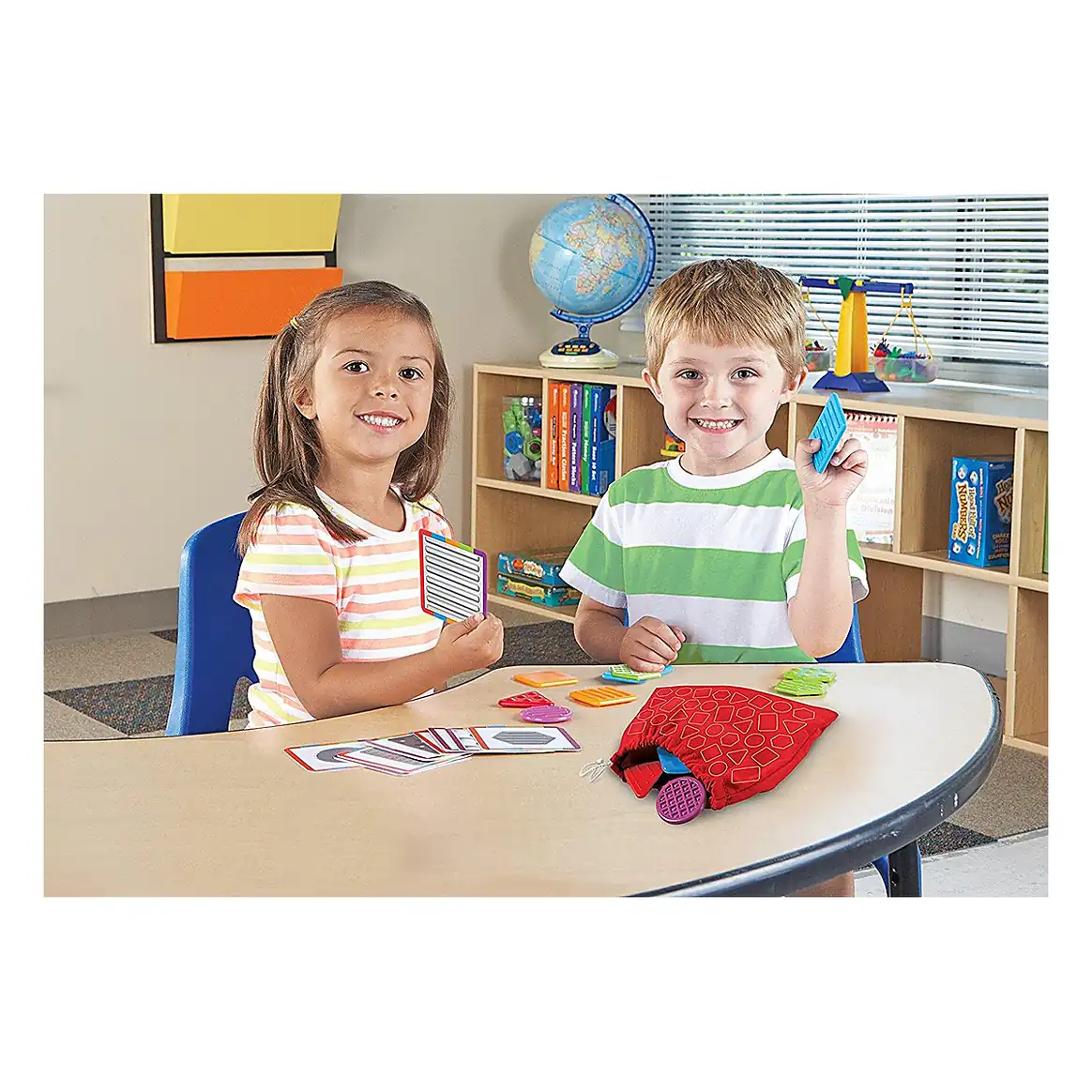 Set tactil - Texturi si forme Learning Resources 7 ani [4]